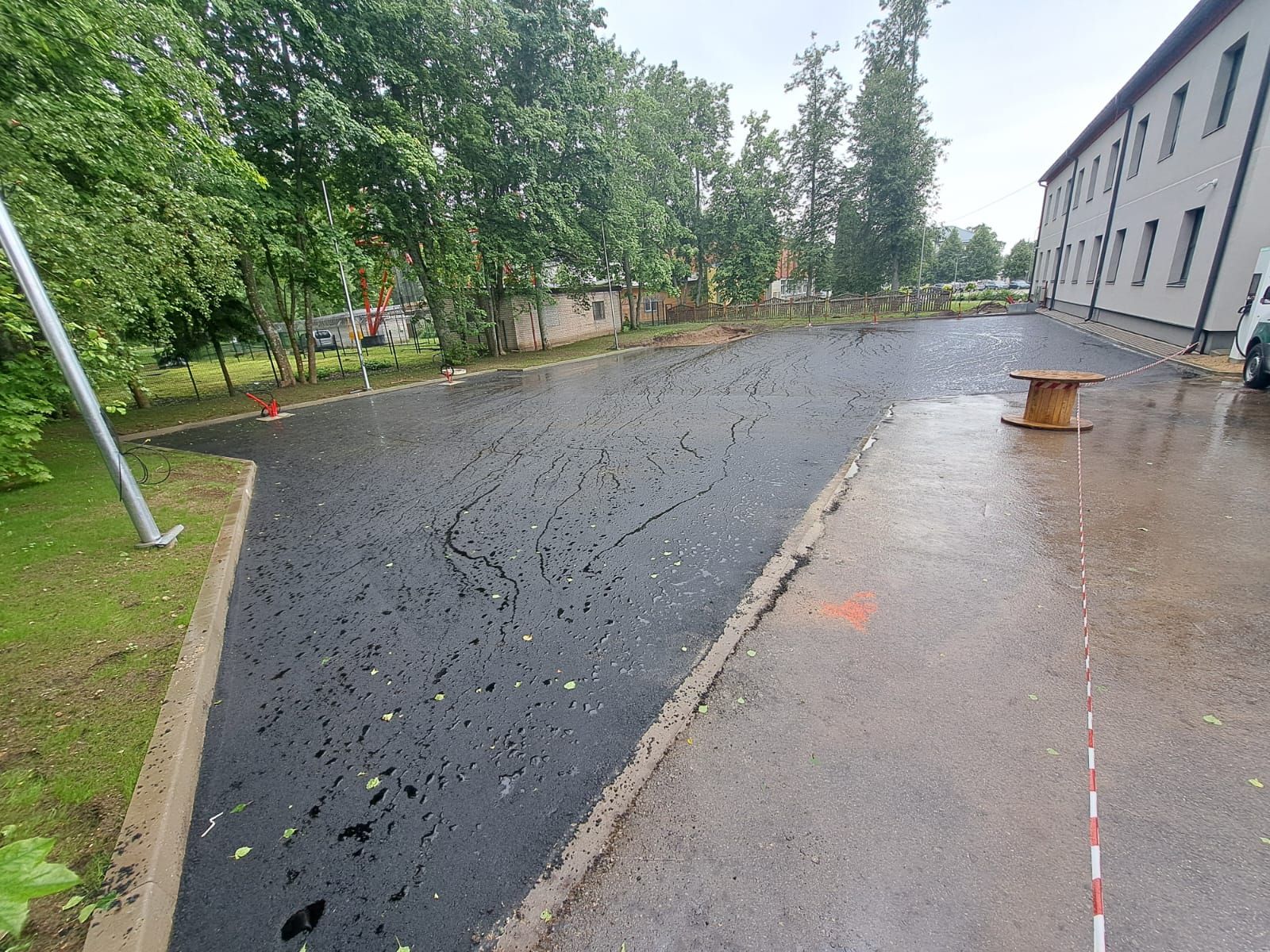 Elektroautobusu stāvlaukums un uzlādes infrastruktūra — 7